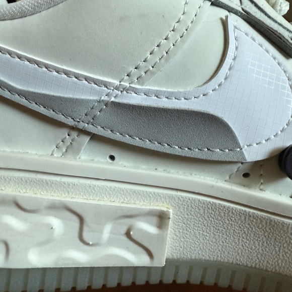 Nike Air Force 1 Fontanka Sneakers - Picture 10 of 14